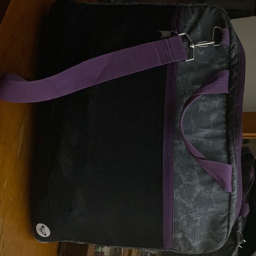 Roxy Laptop Case - image 1